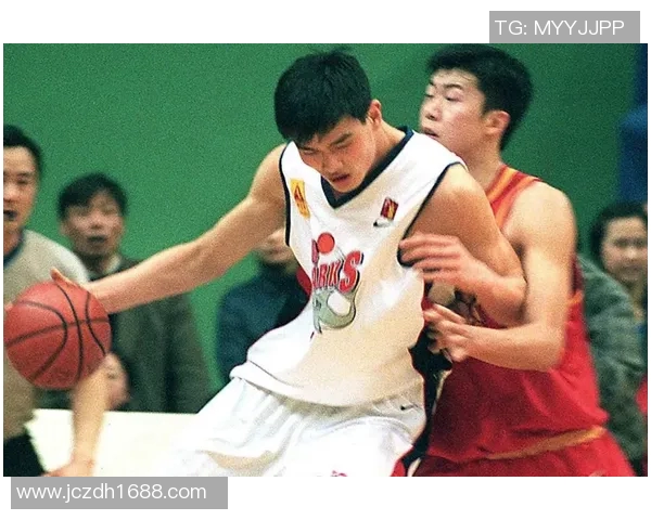 单挑篮球明星的巅峰对决谁能在球场上称王称霸